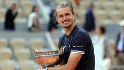 Zverev snobbato da L'Equipe, niente copertina al campione del Roland Garros: il retroscena sull'intervista interrotta