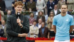 Sinner, Zverev non fa paura nemmeno dopo Parigi. Agassi smonta Sascha e avverte Jannik su Alcaraz: “Sarà inferocito”