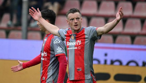Vardy demolisce la serie A: “catenaccio”, allenamenti e il potere dei dirigenti, le accuse dell’ex Cremonese