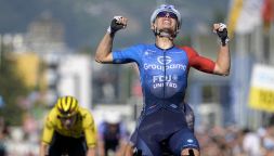 Giro di Svizzera, Pogacar stavolta si muove in ritardo: vince Gregoire, Zana quarto. Longo Borghini, tappa e maglia