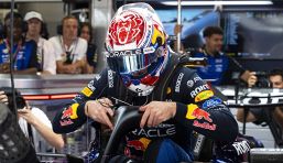 Max Verstappen, il manager rassicura: entro luglio la decisione. Ma il campione Red Bull non ha molte alternative in F1
