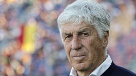 La Roma non svende i big: nuova strategia dei Friedkin con l’UEFA e accelerata sui rinnovi di Dybala e Mancini