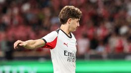 Liberali con Paz, il Como beffa Milan e Juventus dopo l’Inter: perché il club lariano è la scelta più sicura per l’ex rossonero 