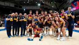 L'Italia di De Giorgi travolge la Turchia, Velasco vola nelle Filippine