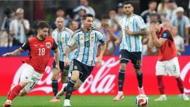 Pagelle Argentina-Austria 2-0, top e flop: Messi sbaglia un rigore e poi segna una doppietta storica