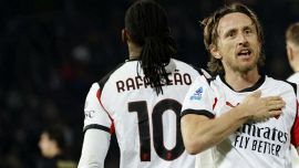 Fuga dal Milan: dopo Modric e Leao un altro big può lasciare, Slot saluta il Liverpool e aspetta i rossoneri