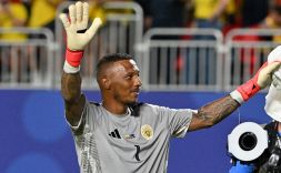 Curacao, chi è Eloy Room, il portiere-eroe: i consigli di Rijkaard, i racconti del papà e il sogno di una statua