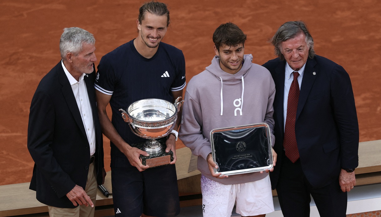 https://wips.plug.it/cips/sport.virgilio.it/cms/2026/06/panatta-roland-garros.jpg