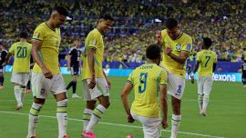 Scozia-Brasile, moviola: Ancelotti perde la calma, il rigore negato, l’ovazione per Neymar, il ballo di Vinicius