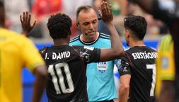 Sudafrica-Canada, moviola: l’arbitro non casca nella trappola, la rabbia di David, negati due rigori