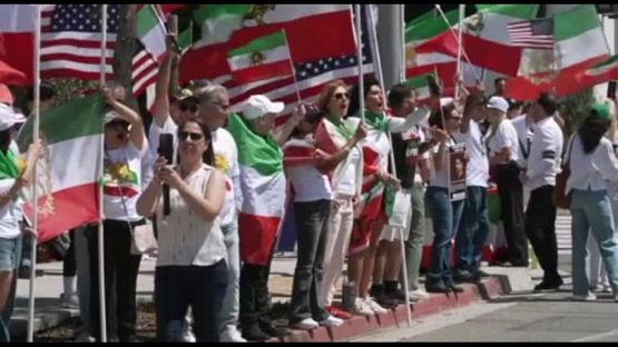 Mondiali 2026: manifestazione contro la squadra iraniana a Los Angeles