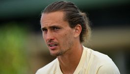 Wimbledon, crisi Zverev: "Sono allergico all'erba". Non solo il diabete per Sascha: "Salvato da mia madre"