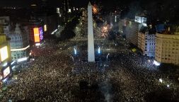 Inghilterra-Argentina: Lautaro e Messi scatenano il delirio: Atlanta come Buenos Aires, scoppia la festa, tifosi impazziti