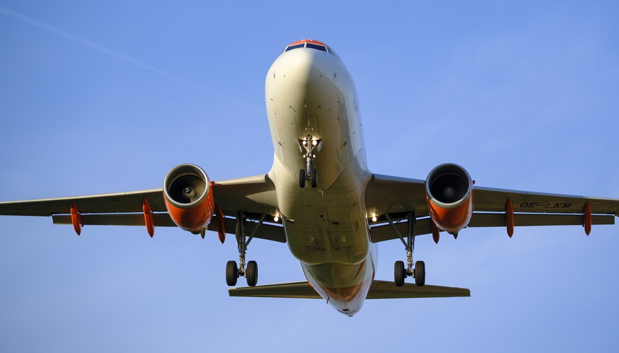 https://wips.plug.it/cips/sport.virgilio.it/cms/2026/07/aereo.jpg