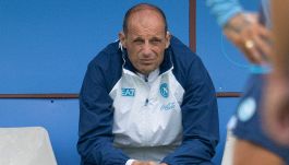 Napoli, Allegri flop all'esordio contro l'Arezzo: Lindstrom bocciato, gli azzurri scoprono Prisco