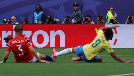 Brasile-Norvegia, moviola: gol annullato, svista sul rigore, Var decisivo ma troppi errori, cosa ha combinato il portiere
