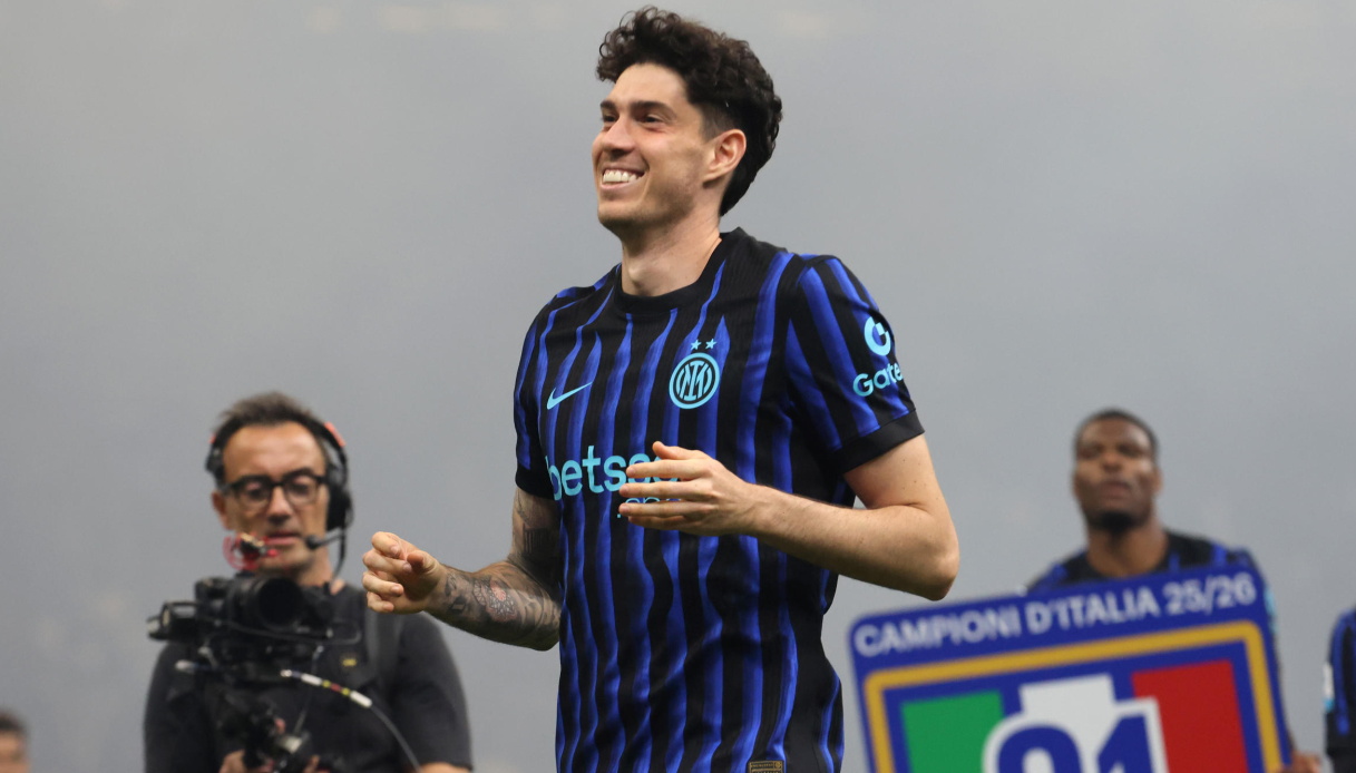 https://wips.plug.it/cips/sport.virgilio.it/cms/2026/07/bastoni-2.jpg