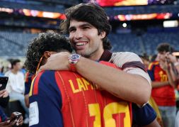 Alcaraz verso il rientro dopo l'infortunio al polso: il sorriso ritrovato prima di Cincinnati e US Open