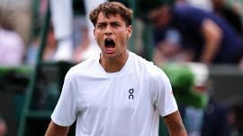 Wimbledon, Cobolli completa l'opera con Navone, 'avvisa' papà Stefano e trova Duckworth al 2° turno