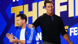 Spagna-Argentina, Messi: la verità sulla foto con Yamal, la conferenza surreale con Djokovic, Brady e Durant e l'incubo del MetLife Stadium