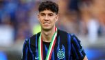 LIVE Calciomercato affari e trattative in diretta, Bastoni può partire e l'Inter pensa a Romero. Roma tutto su Summerville, Kean apre al Como