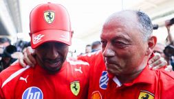 F1, Hamilton in Ferrari nel 2027: Vasseur toglie ogni dubbio, a Silverstone il mercato si accende su Sainz e Alonso
