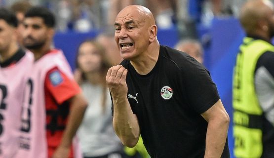 Argentina-Egitto, chi è il re Hassan che sfida Messi: preghiere, lacrime e record del ct eroe delle Piramidi