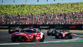 Silverstone, la Safety Car delle beffe: è polemica, la FIA spiega perché la gara non è ripartita