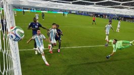Mondiali, che sorpresa: i gol più belli sono di Capo Verde, Uzbekistan e Haiti. Record di birre e hot dog venduti durante il torneo