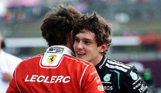 F1 Silverstone, Antonelli mette in guardia dalle Ferrari. Leclerc ritrova il feeling: "Fedele alla mia linea, non copio Hamilton"