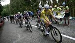 Diretta Tour de France 2026, Tappa 15 Champagnole - Plateau de Solaison LIVE: si forma una maxifuga, riecco Pidcock