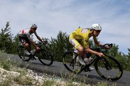 Tour De France, Isaac Del Toro: "Ho scelto di cadere per non colpire Pogacar". Il sacrificio che ha cambiato la tappa