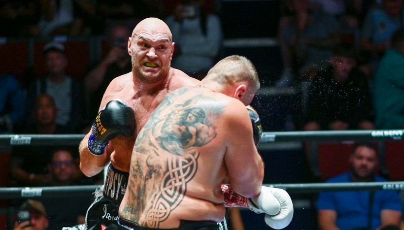 Fury batte il polacco Wach e incalza Joshua, che stasera combatte contro Prenga. "Se non lo batte, eviti di chiamarmi"