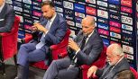Napoli, su il sipario: Max Allegri dal San Carlo si emoziona e fa cantare la città
