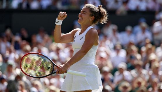 Wimbledon, Paolini batte Eala e trova Kostyuk ai quarti: l’omaggio a Federer e la svolta di Jas, che ha una chance d’oro