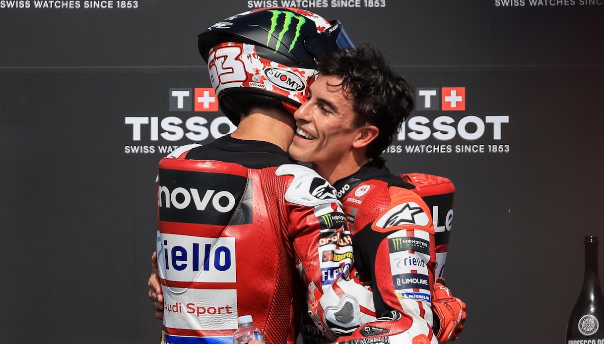 https://wips.plug.it/cips/sport.virgilio.it/cms/2026/07/iolansafoto_20260709220632857_2043b04f857e3ba98deef68f8a1455b9.jpg
