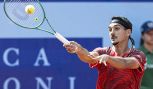 Sonego debutta a Gstaad con una vittoria contro Schwarzler. Domani tocca a Cinà contro Halys