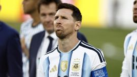 Messi rompe il silenzio dopo le lacrime: il dolore e le congratulazioni alla Spagna. Il gesto a sorpresa di Sergio Ramos per Leo