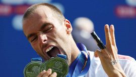 Europei, Paltrinieri l’incubo Senna ritorna dopo le Olimpiadi 2024. Greg rivela: “C’era anche un gatto morto”