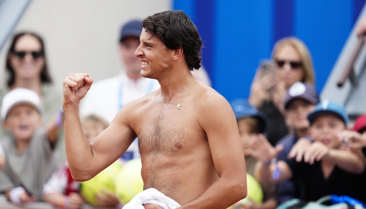 https://wips.plug.it/cips/sport.virgilio.it/cms/2026/07/iolansafoto_20260723211327783_e47f5d56659f2f3d6d7ab56f4c4bbff6.jpg