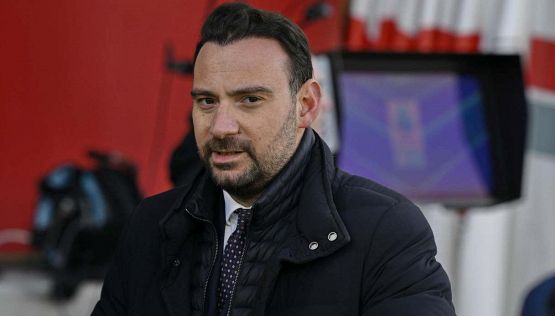 Napoli, mercato bloccato per colpa di Conte: l’ammissione di Manna. De Bruyne e Lukaku: le ultime grane di Allegri