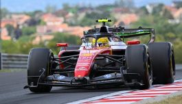 Gp Ungheria fp2, Ferrari da sballo: uno-due Hamilton-Leclerc, Antonelli 13° ma passo gara ok. Team radio Lewis virale