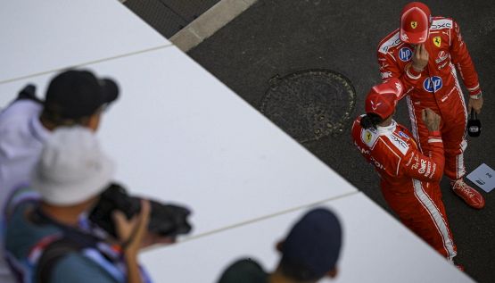F1 Ungheria: Hamilton penalizzato, è ufficiale. Vasseur scagiona Lewis, la Ferrari si consola con Leclerc in prima fila