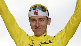 Pogacar adesso vuole la Vuelta: "Tra due settimane decido". Poi penserà alla tripletta Giro-Tour-Vuelta in un anno