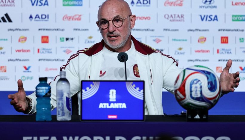 Spagna-Argentina non finisce più, De La Fuente giudica intollerabile il comportamento dell'Albiceleste e rivela cosa ha detto a Infantino