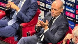 Napoli, Allegri conferenza al San Carlo: Hoijlund e il mercato, replica a Cardinale, la verità su ct e FIGC e i prossimi trofei