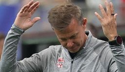 Canada, che gaffe del ct Marsch: per i tifosi è caduto nel ridicolo. Eslplode il caso, perché Alphonso Davies non ha giocato col Marocco?