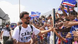 Mondiali, Vozinha ha vinto la scommessa: il portiere rivelazione del Capo Verde a 40 anni ingaggiato da un top-club