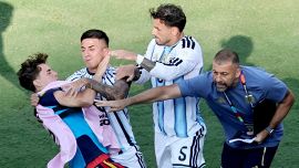 Argentina, Paredes non si scusa ma rischia grosso. Cosa ha scritto il play. Punizioni in vista anche per Molina, Ayala e l'Albiceleste