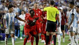 Argentina-Svizzera, moviola: la nuova regola condanna gli elvetici, il rosso a Embolo, cosa ha fatto Lautaro, manca un rigore